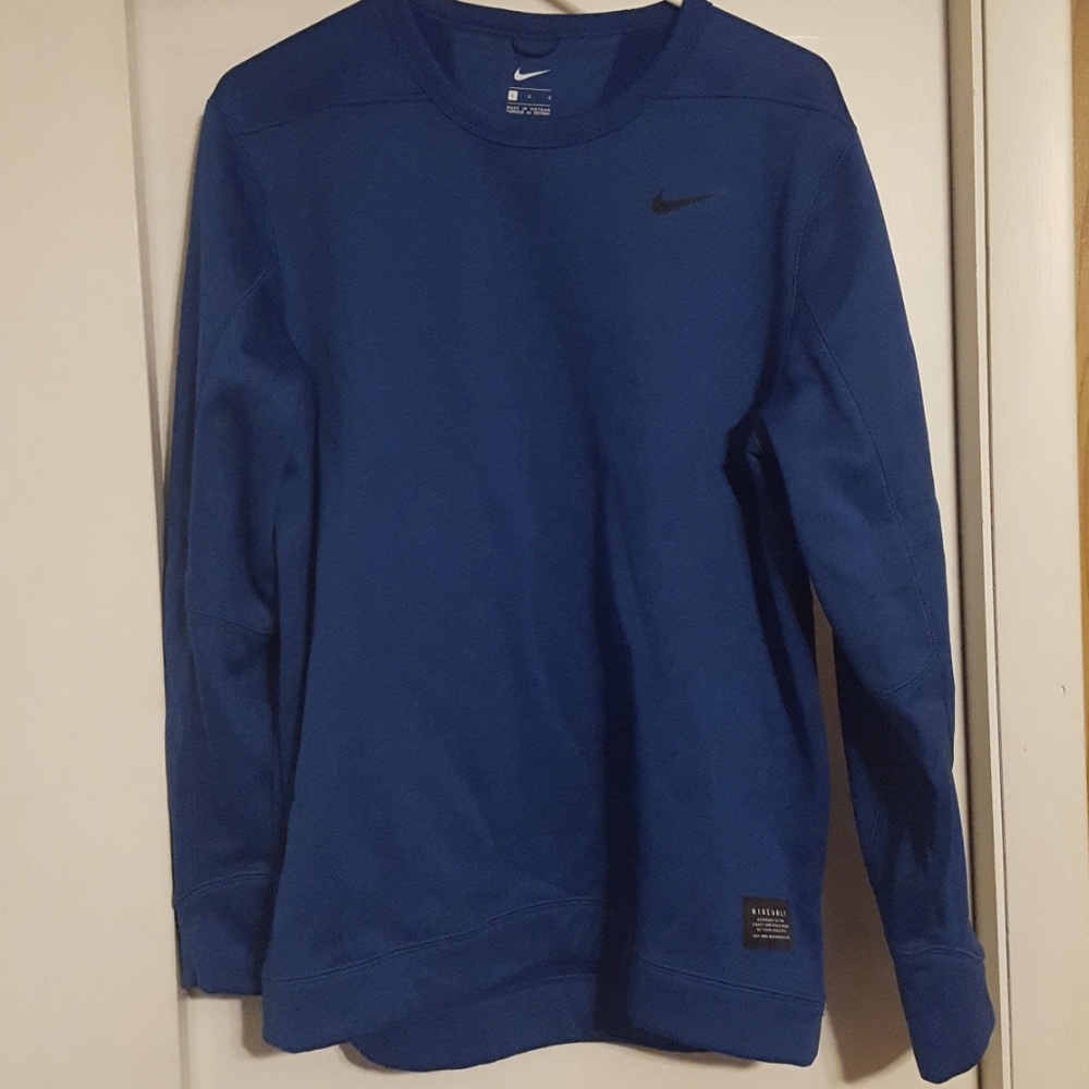 Nike Golf Therma-Fit crewneck sweater